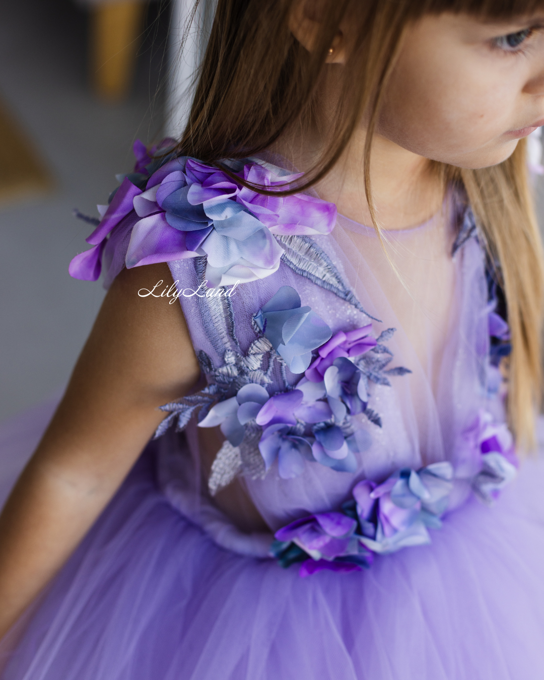 Hawaii Girls Dress with Purple Flower Lace in Lavender