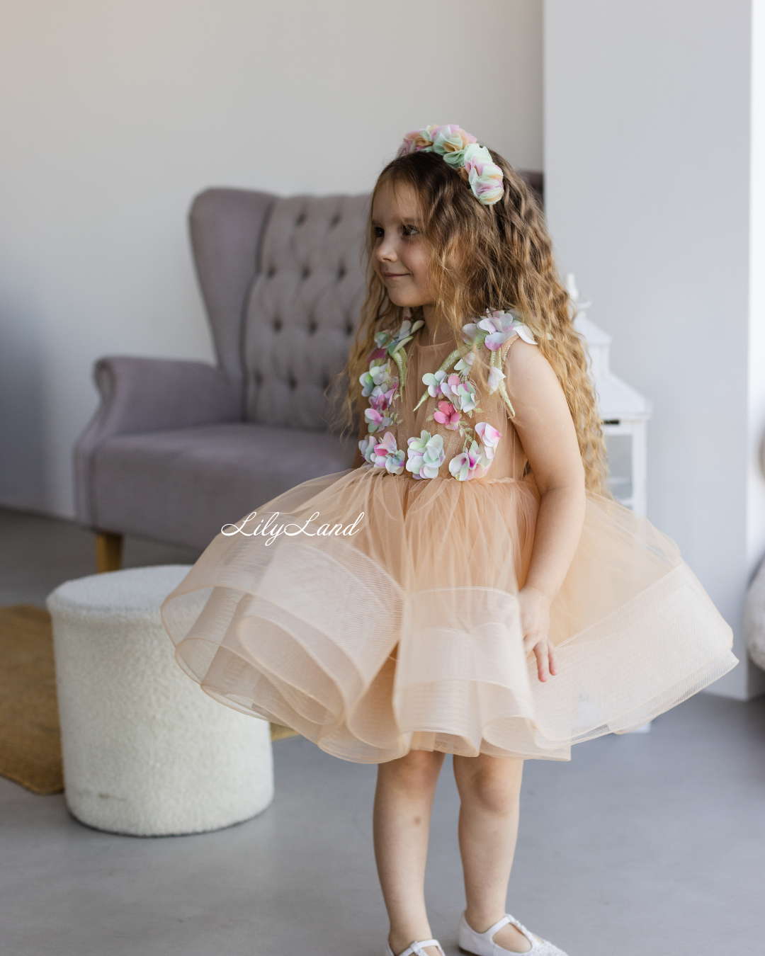 Hawaii Girls Dress with Flower Lace in Beige