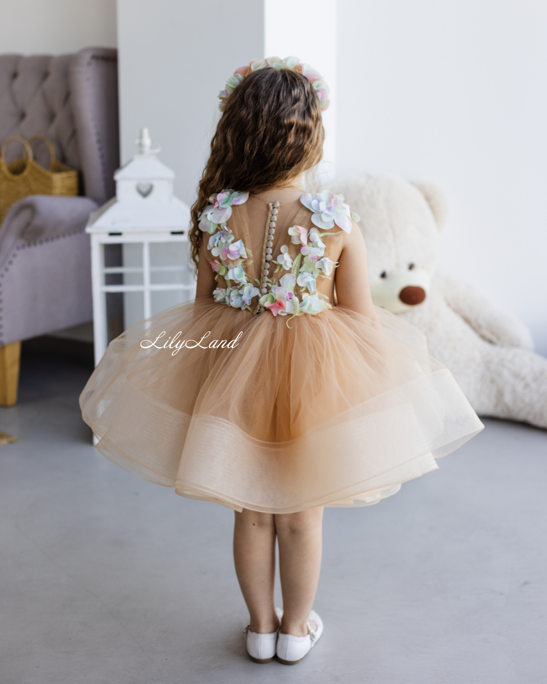 Hawaii Girls Dress with Flower Lace in Beige