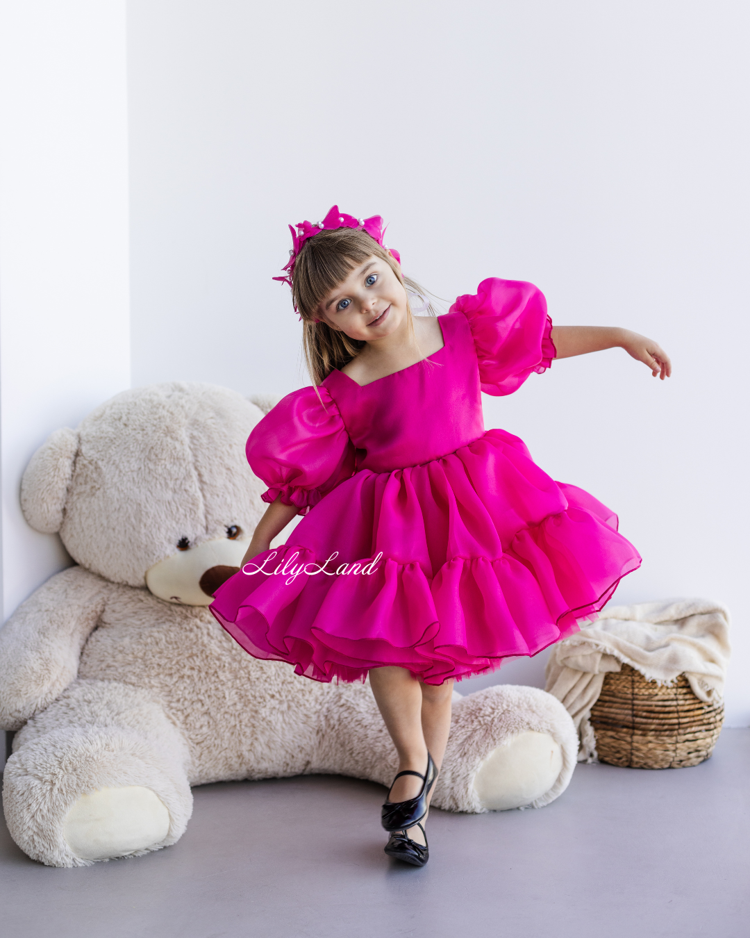 Marseille Puffy Girl Dress in Raspberry