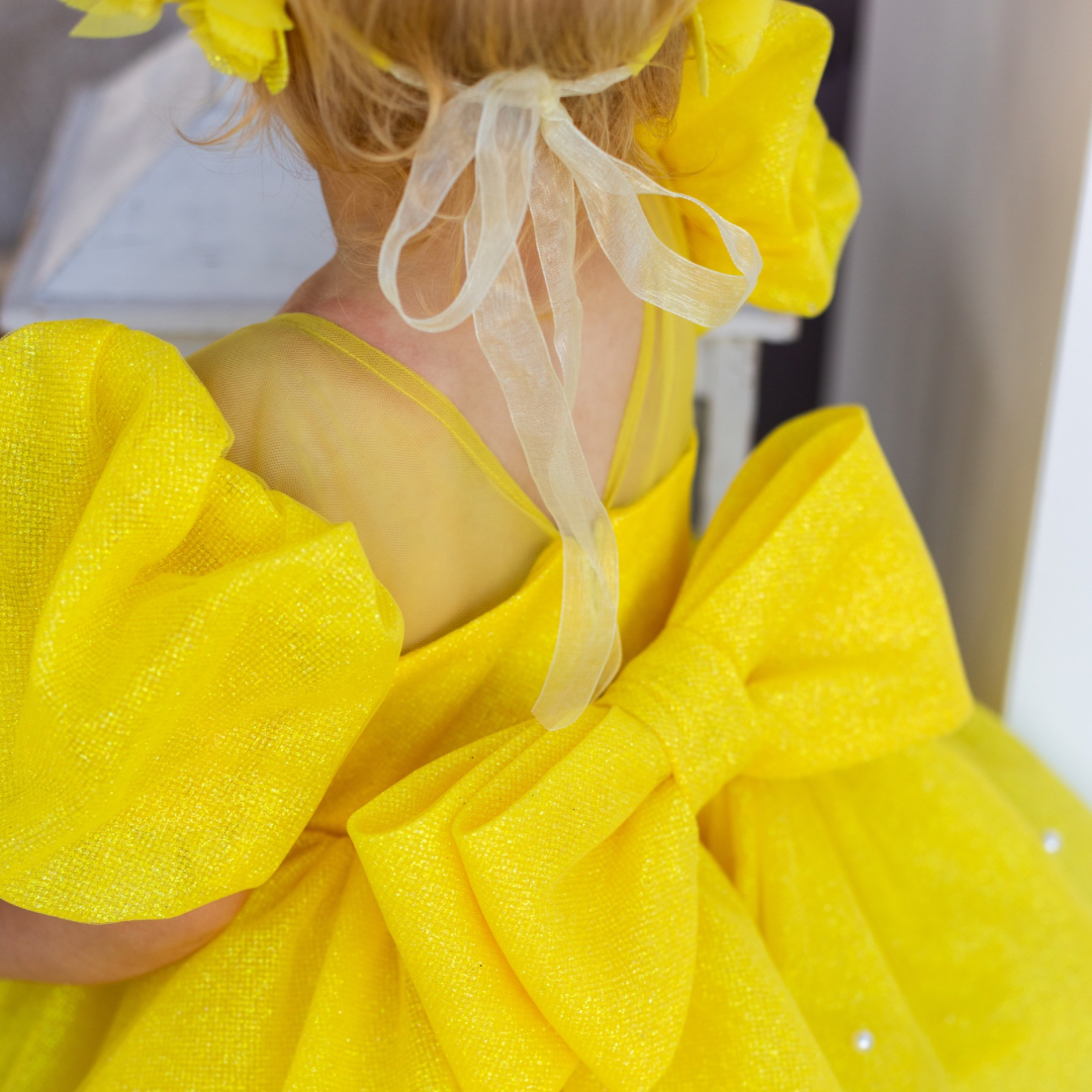 Girl Hair Accessories with Roses and Glitter Leaves in Yellow