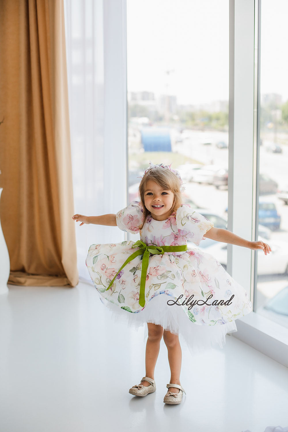 Liana Asymmetrical Girl Dress in White With Floral Print