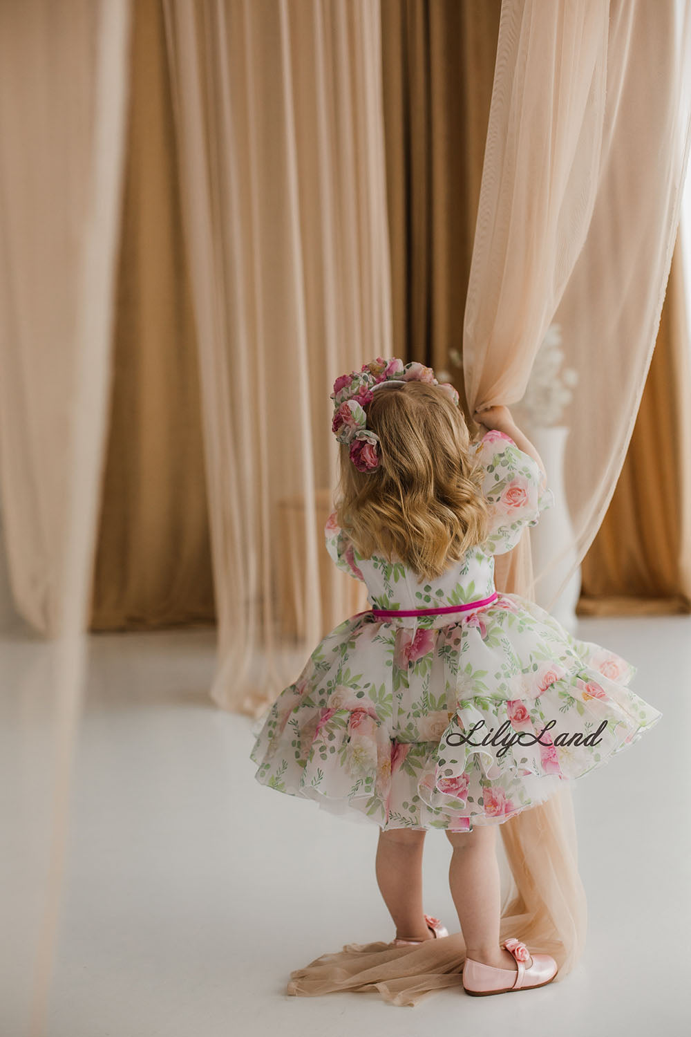 Marseille Puffy Girl Dress in Pink and Green Floral Print