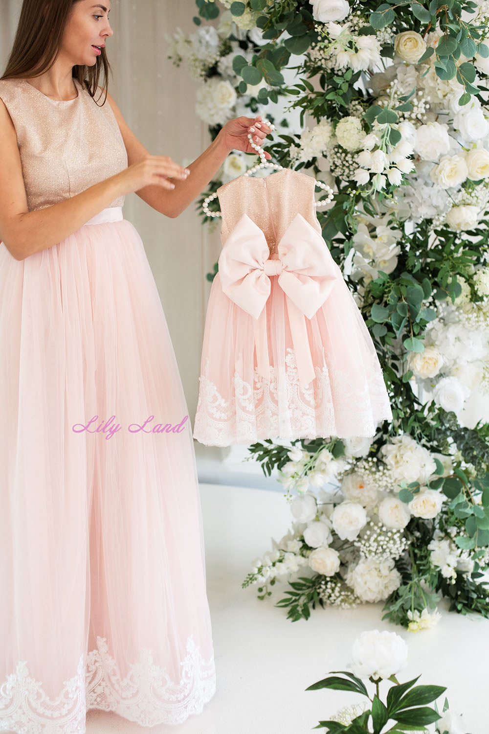 Amelie Matching Mommy and Daughter Sleeveless Lace Dress In Light Pink