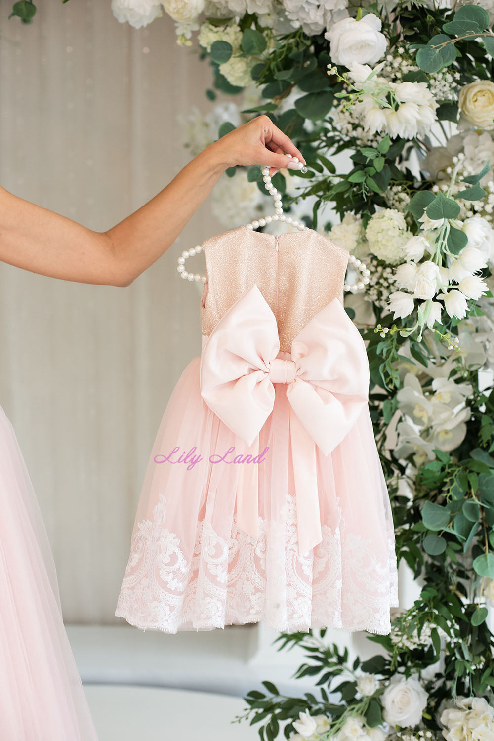 Amelie Matching Mommy and Daughter Sleeveless Lace Dress In Light Pink