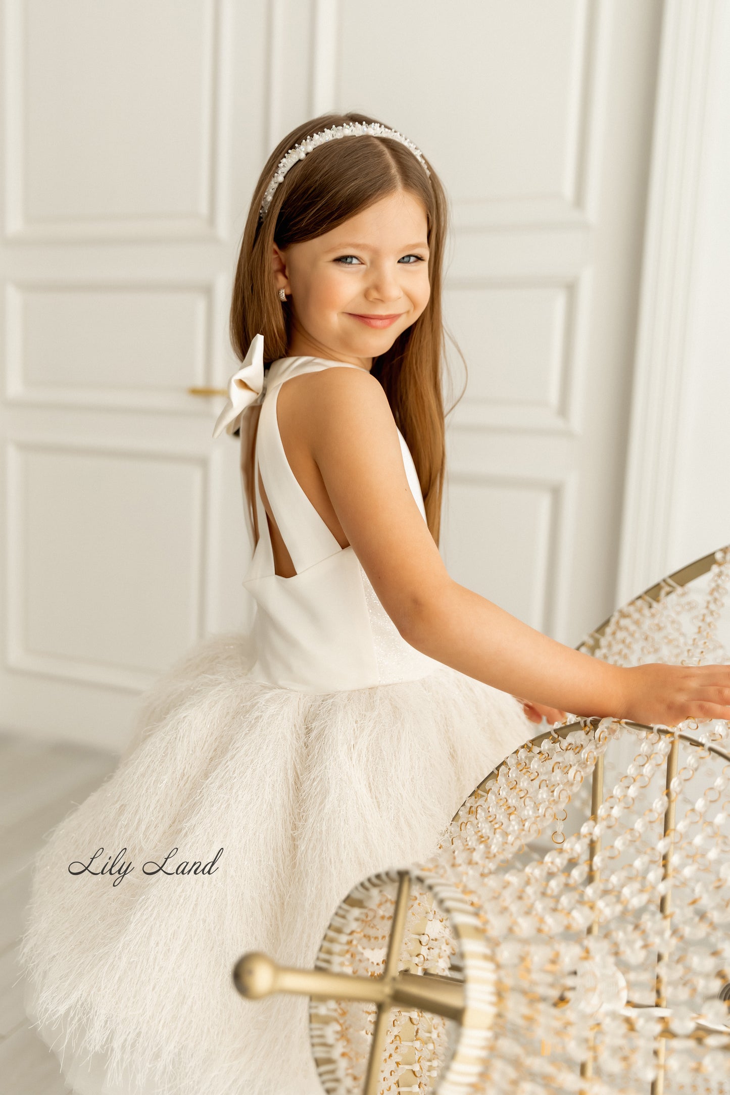 Amina Sleeveless Girl Dress with Feathers in White