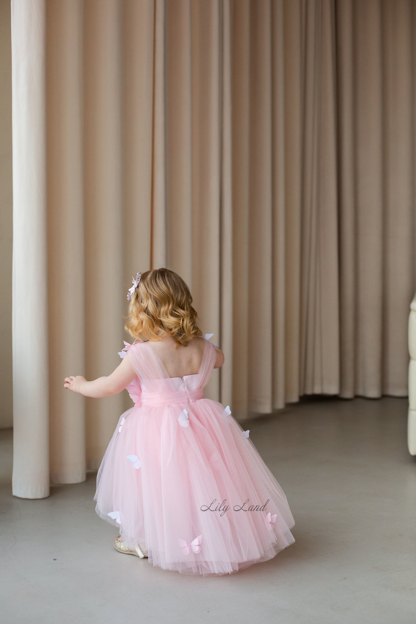 Fleur Girl Dress with Butterflies in Light Pink
