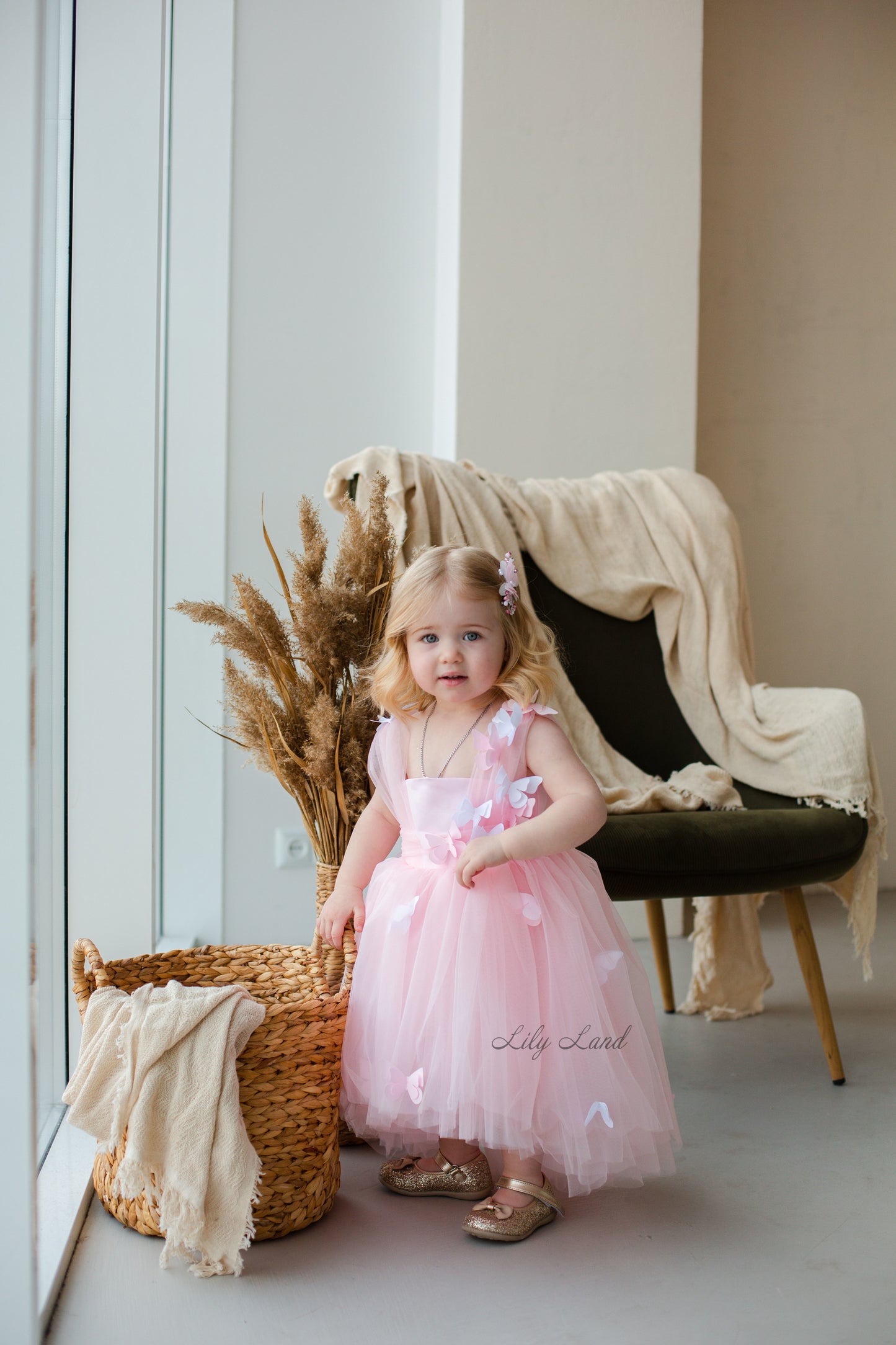 Fleur Girl Dress with Butterflies in Light Pink