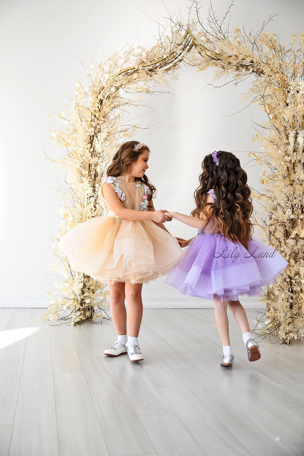 Hawaii Girls Dress with Flower Lace in Lavender