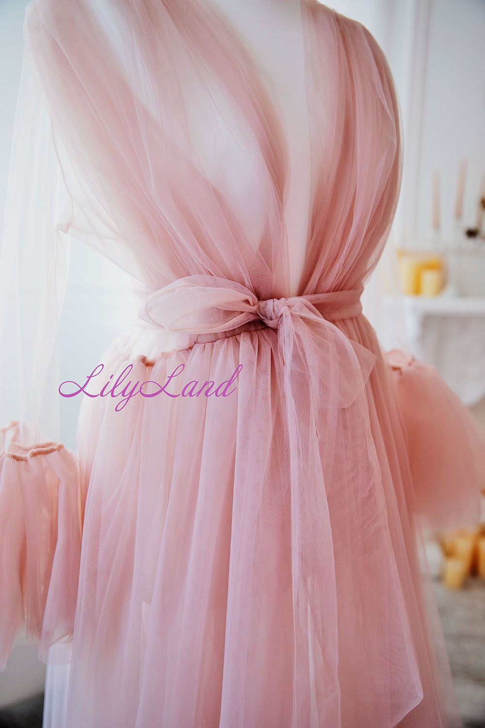 Maternity Robe with Long Sleeves in Blush Pink for Photoshoot