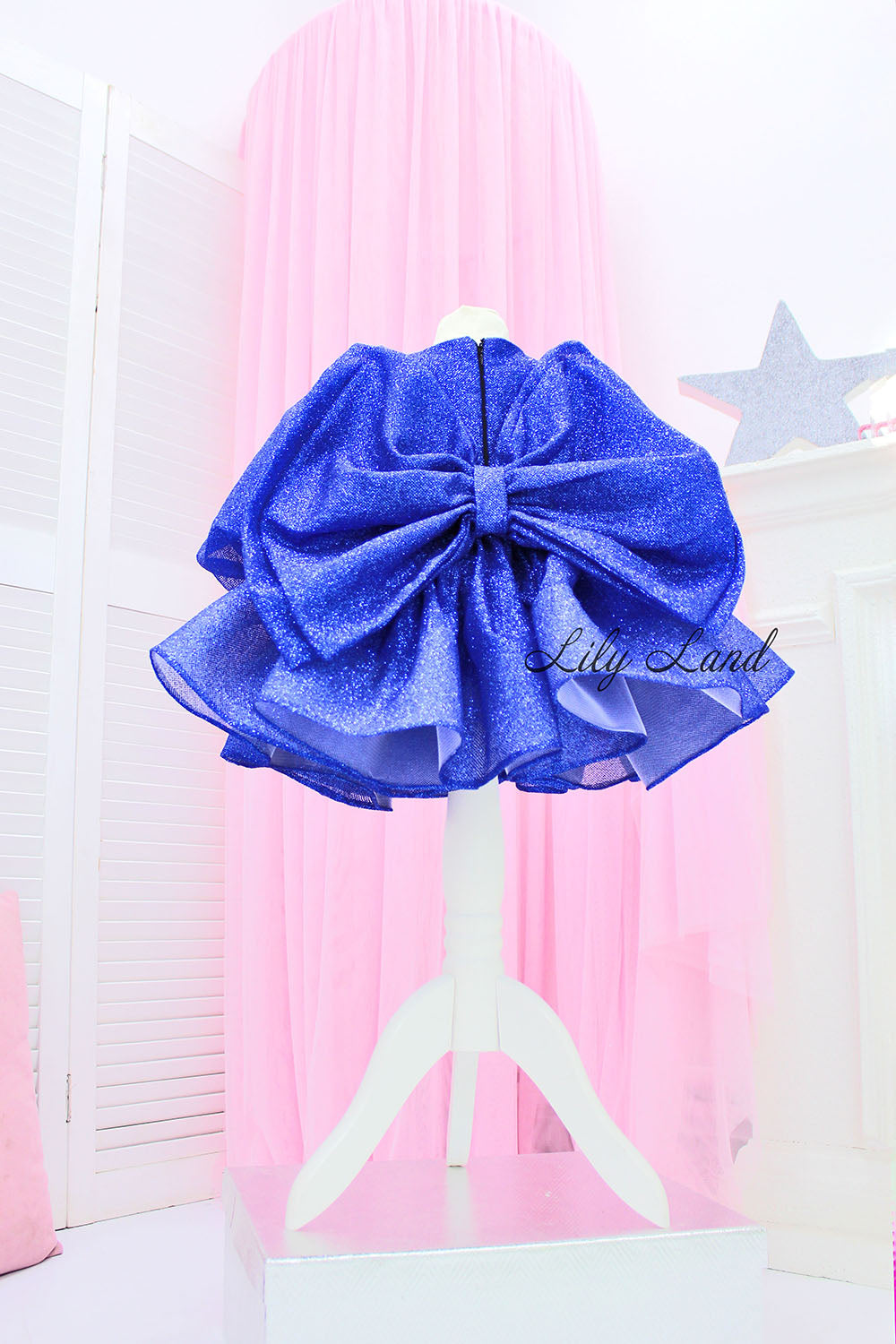 Goldie Girl Dress In Silver With A Huge Bow At The Back