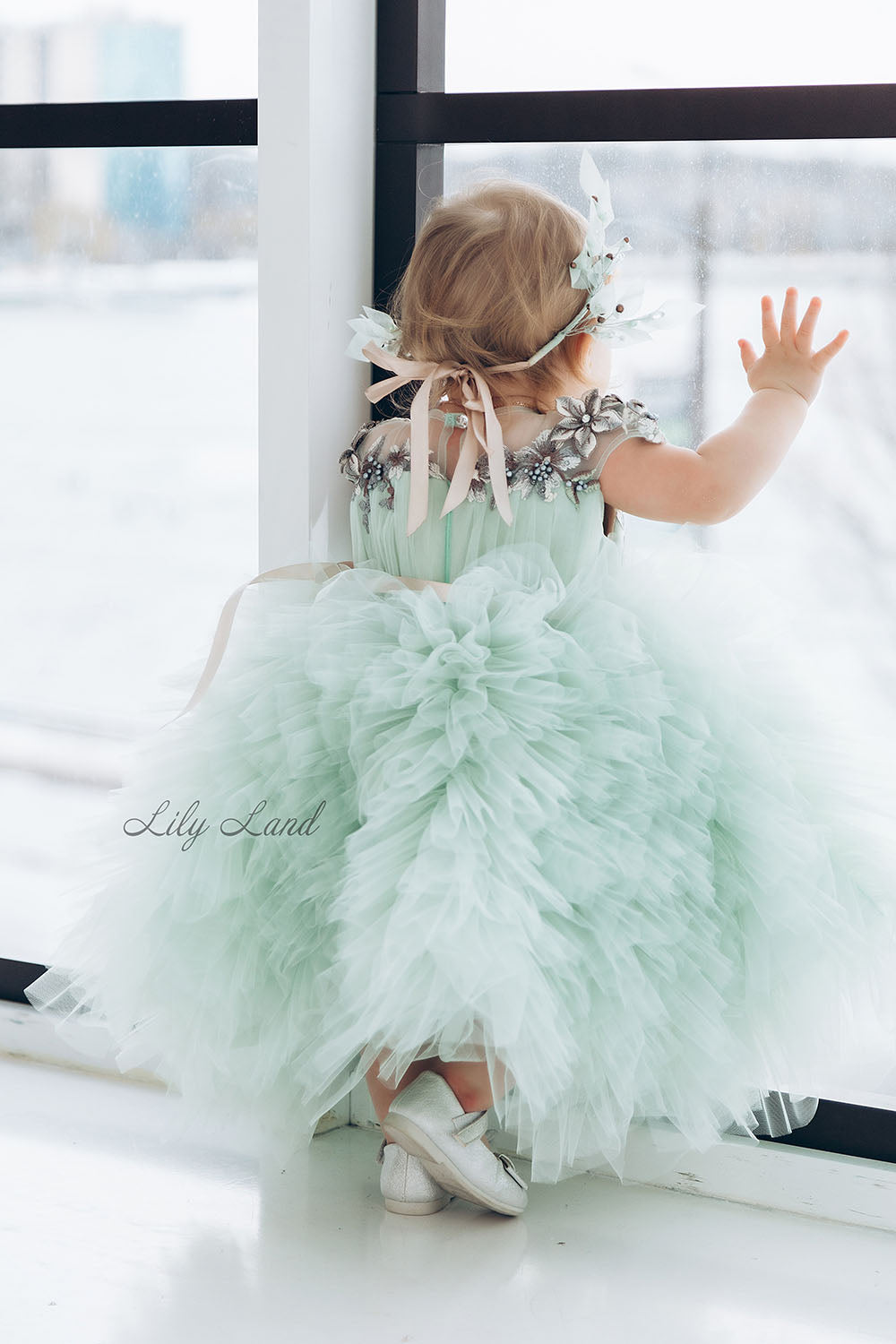 Lel Girl Ruffles Dress in Sage Green with Flower Lace
