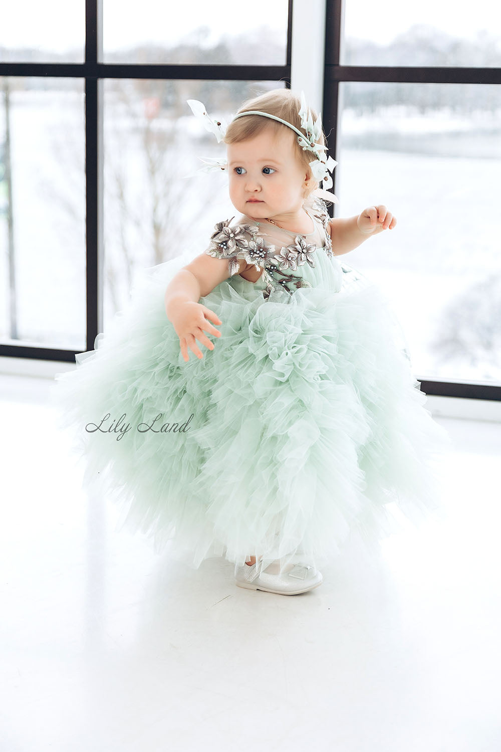 Lel Girl Ruffles Dress in Sage Green with Flower Lace