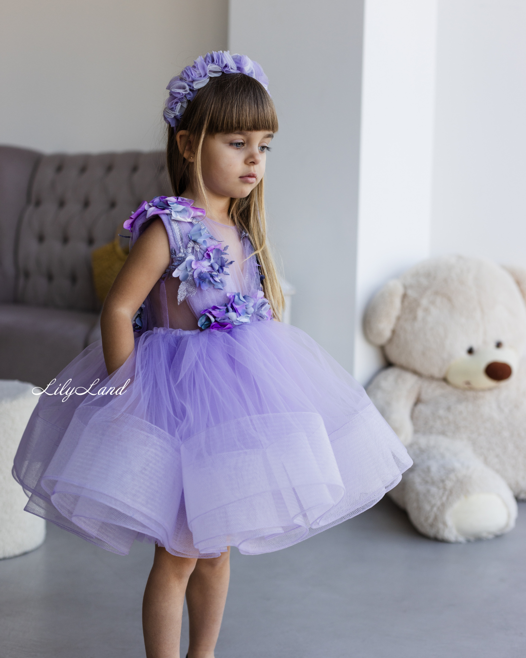 Vestido Hawaii Lavanda para Niña con Encaje de Flores