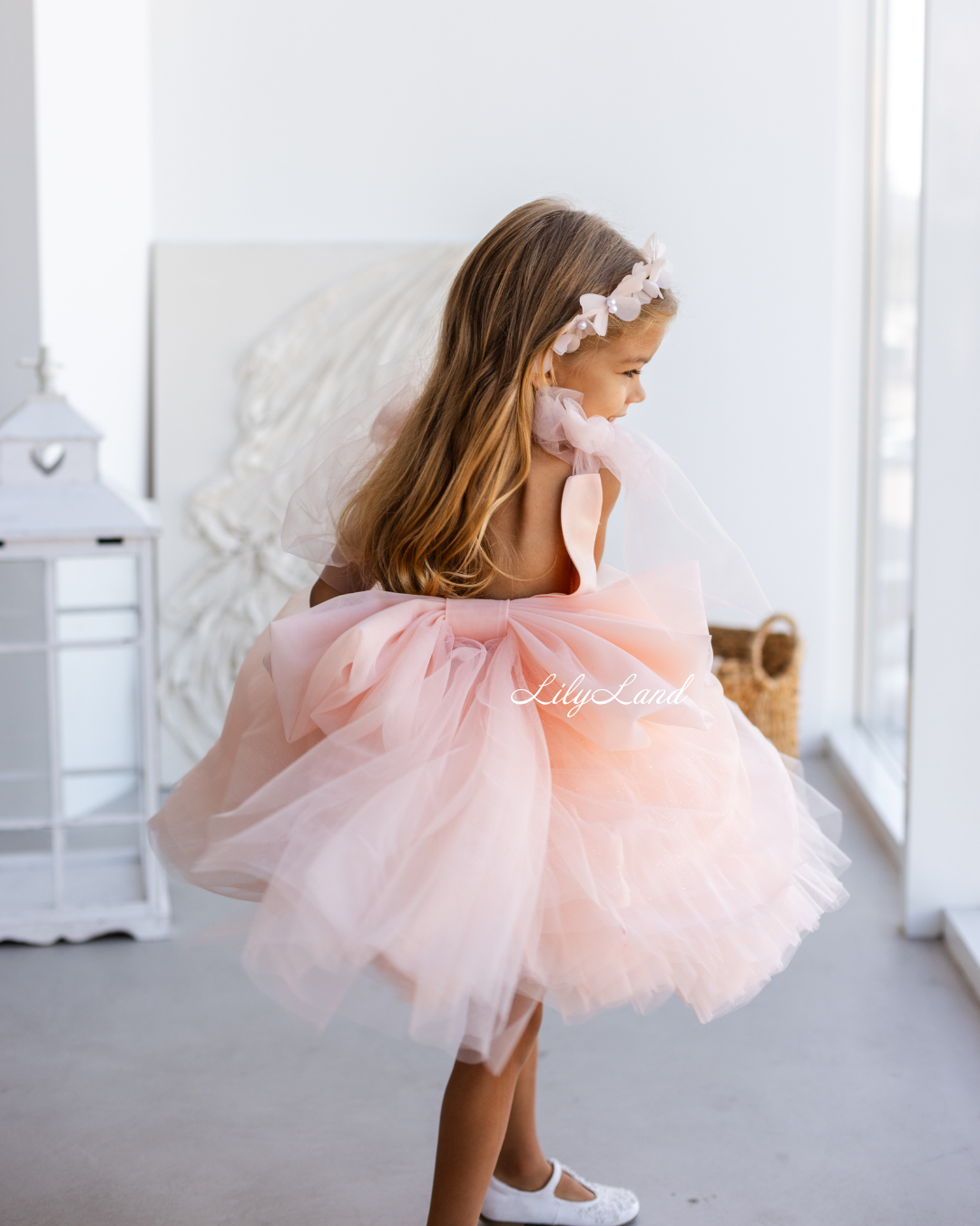 Judy Sparkling Tulle Sleeveless Girl Dress in Peach