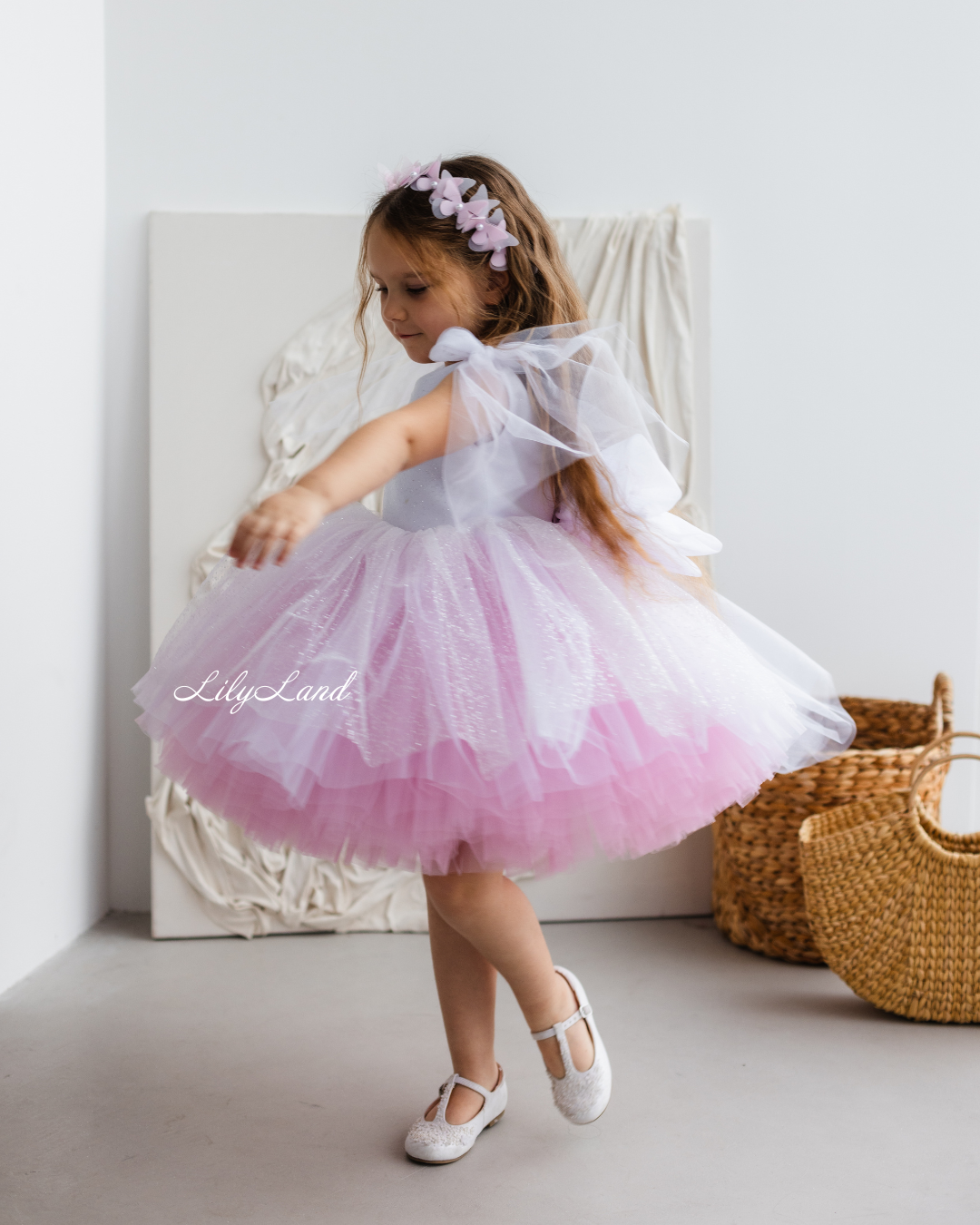 Judy Sparkling Tulle Sleeveless Girl Dress in White Pink Ombre