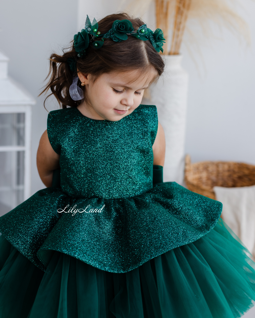 Girl Hair Accessories with Roses and Glitter Leaves in Emerald Green