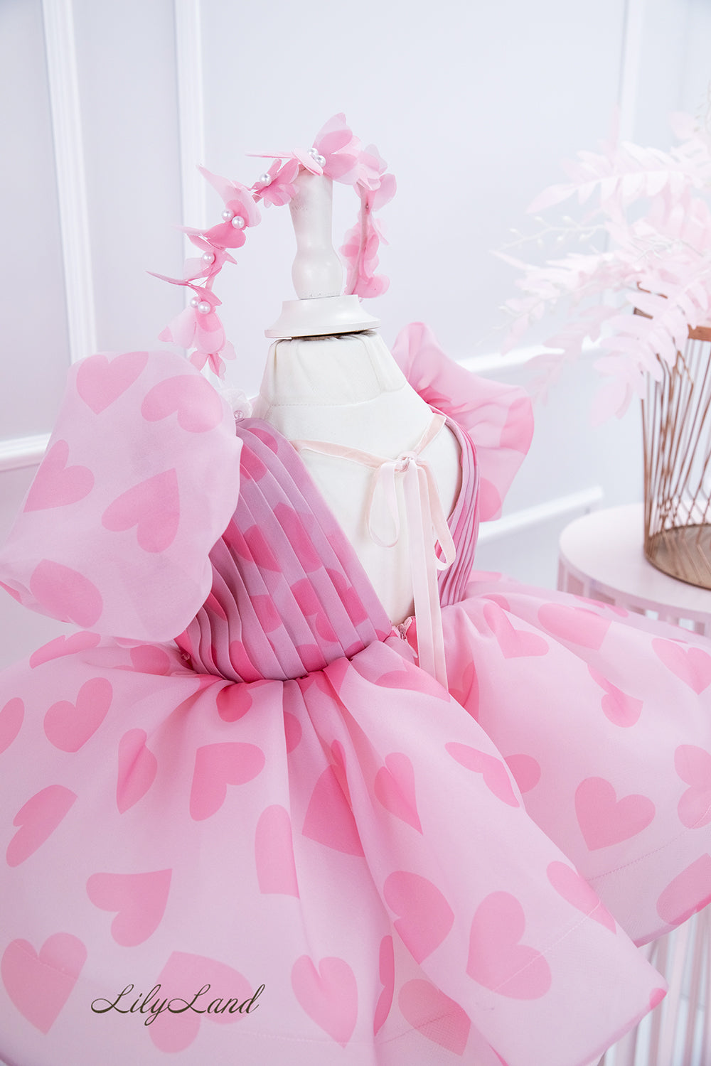 Rihanna Puffy Girl Dress in Pink with Heart Pattern