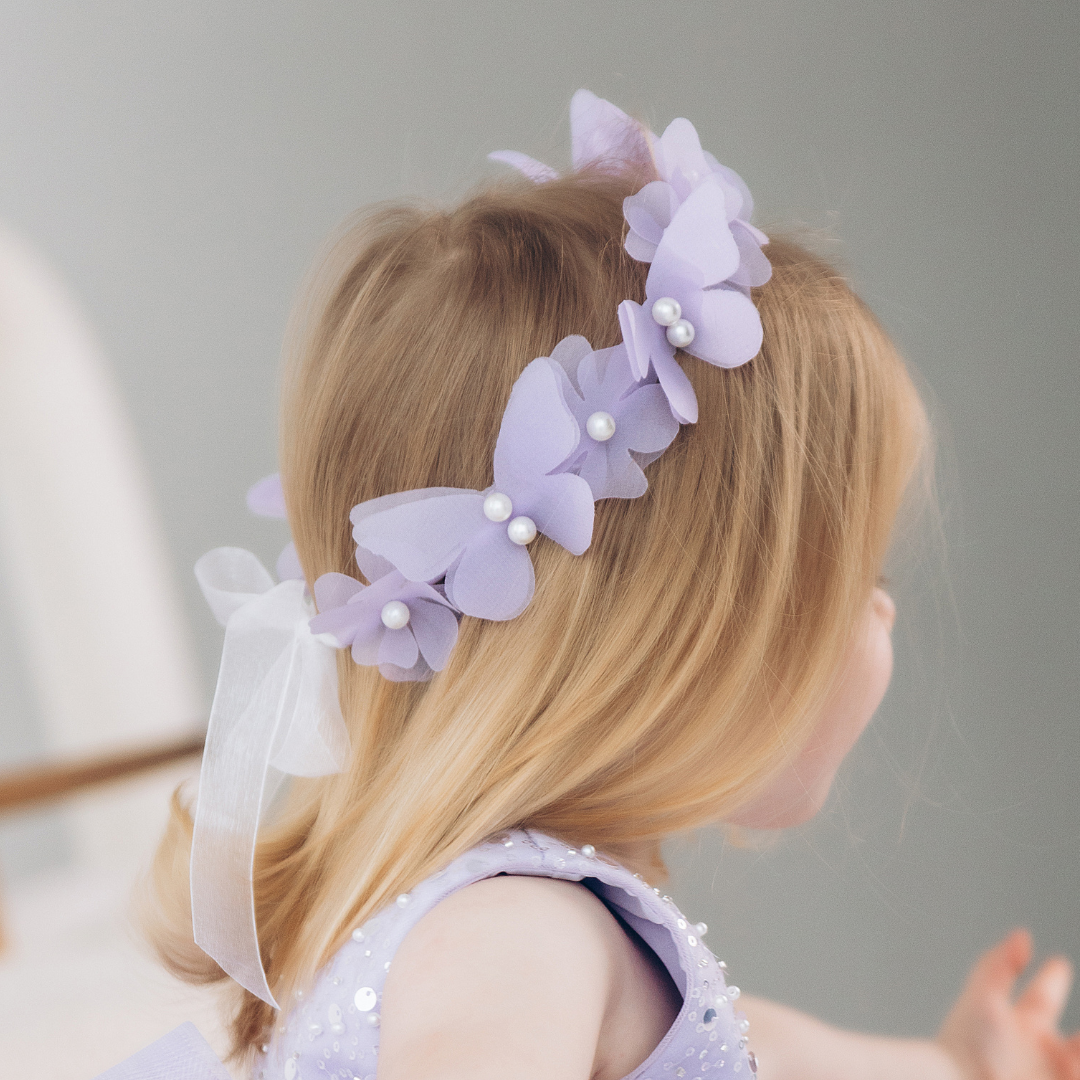 Diadema Niña con Mariposas y Flores en Color Blanco