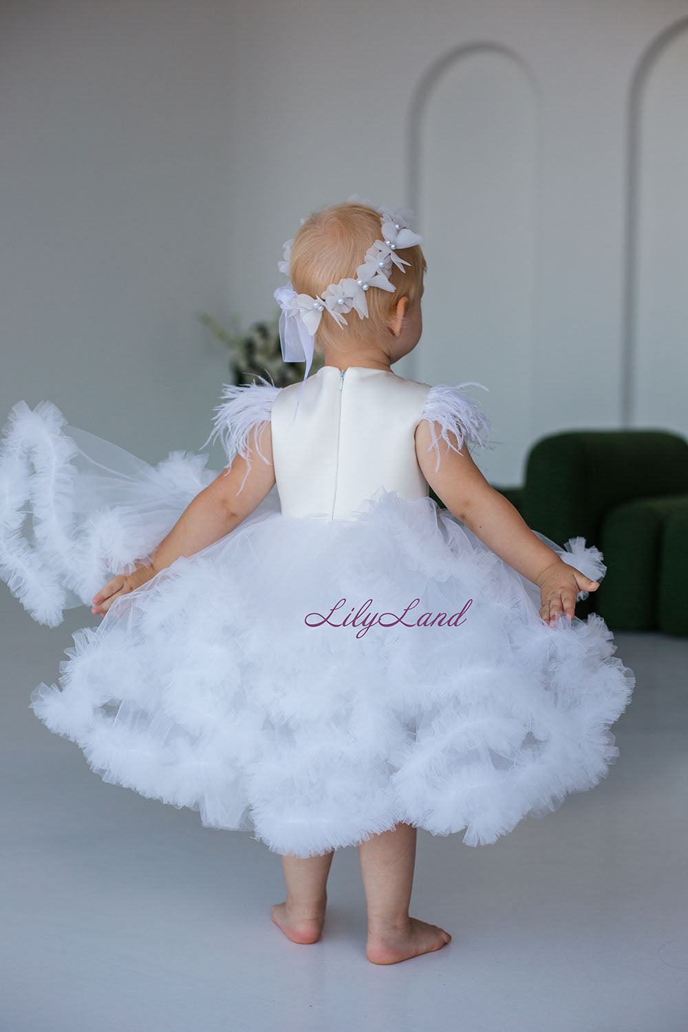 Cloud Girl Fluffy Dress in White with Feathers Sleeves