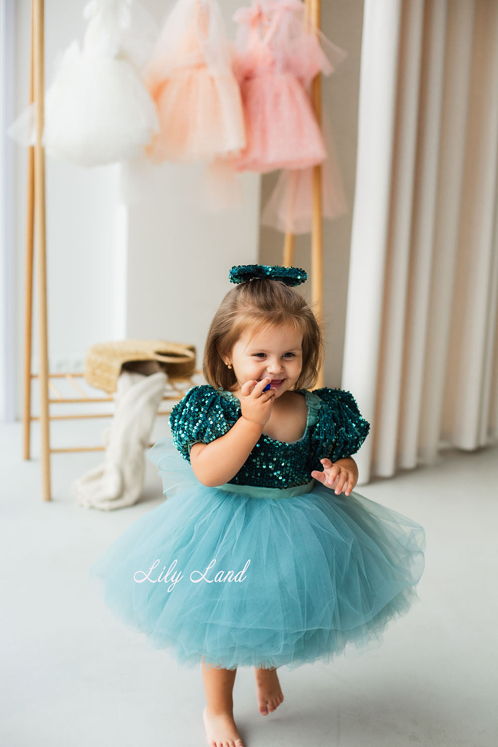 Vestido Niña Carmella con Top Lentejuelas Verde y Falda Abullonada