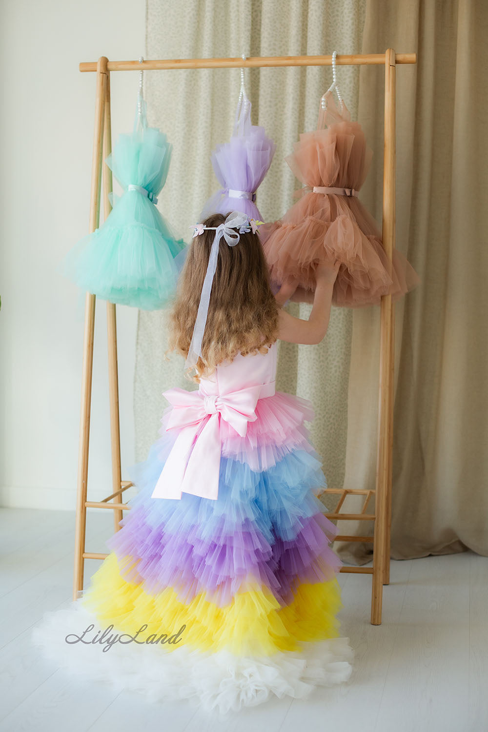 Ursula Multicolored Girl Dress with Feather Sleeves