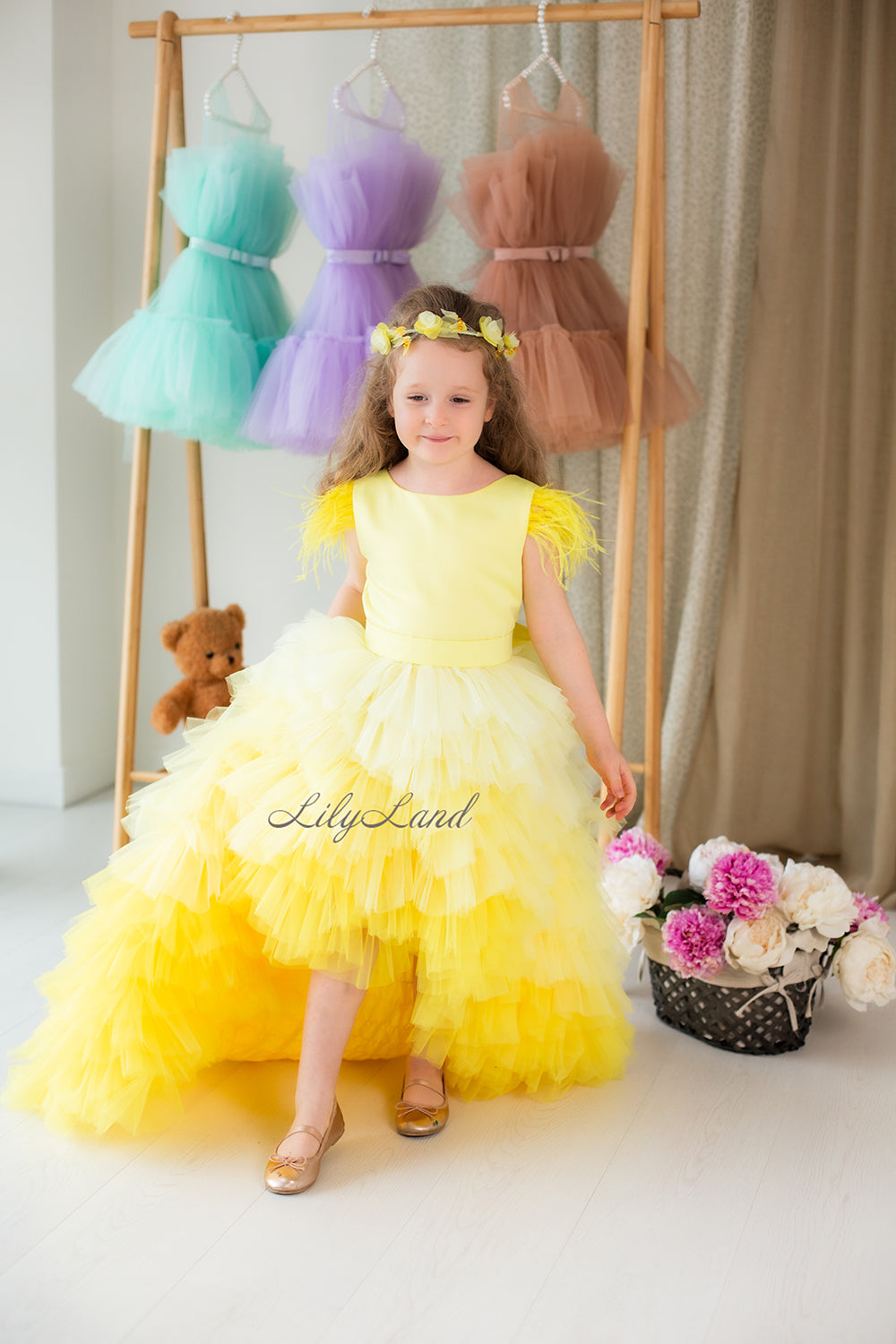 Ursula Girl Dress with Feather Sleeves In Yellow Ombre