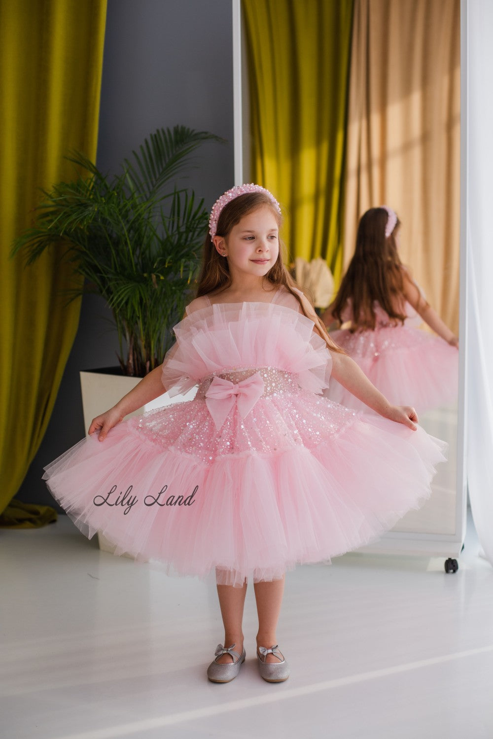 Margaret Girl Dress with Sequins in Light Pink