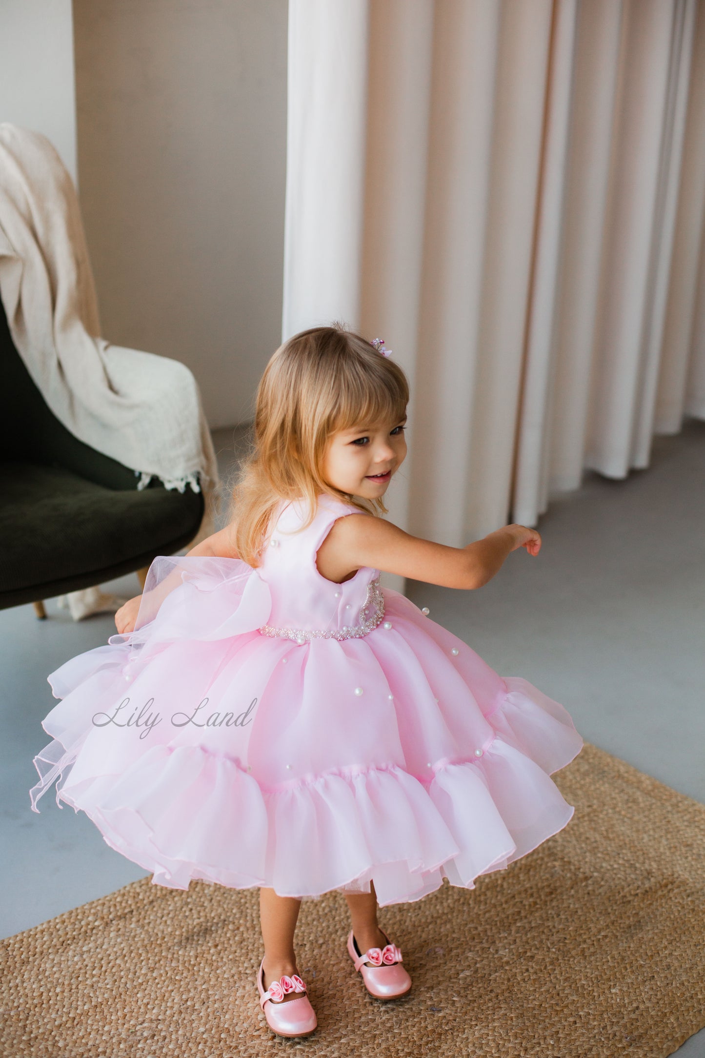 Lilu Puffy Girl Dress With Beads and Sequins in Pink