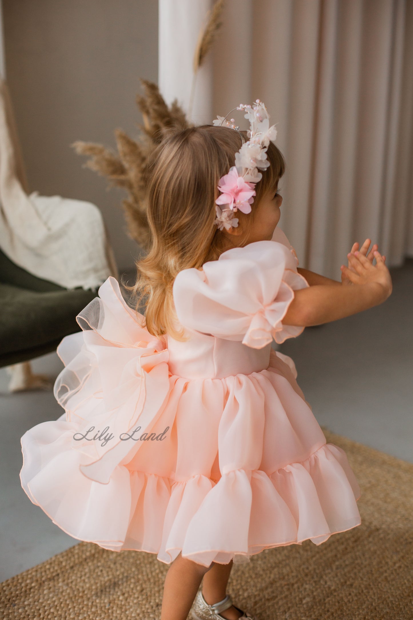 Marseille Puffy Girl Dress in Peach