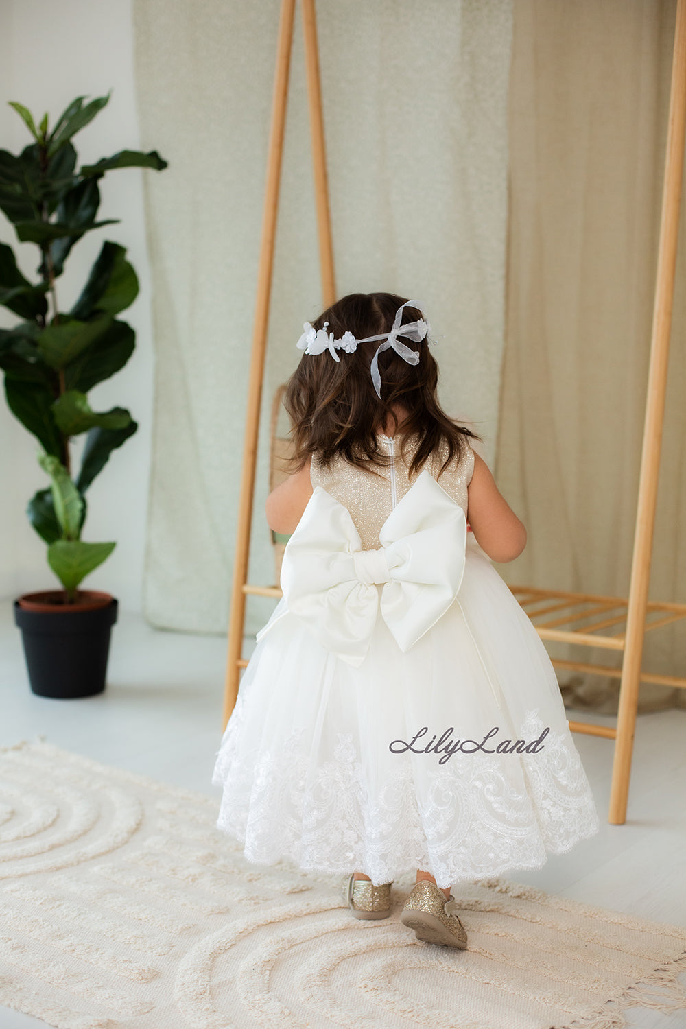 Amelie Girl Sleeveless Dress In Ivory with Lace