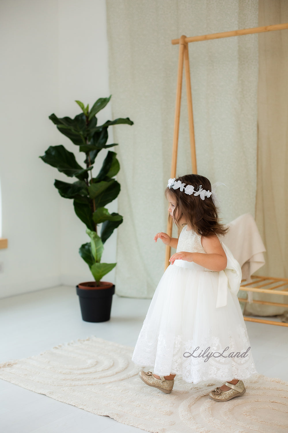 Amelie Girl Sleeveless Dress In Ivory with Lace