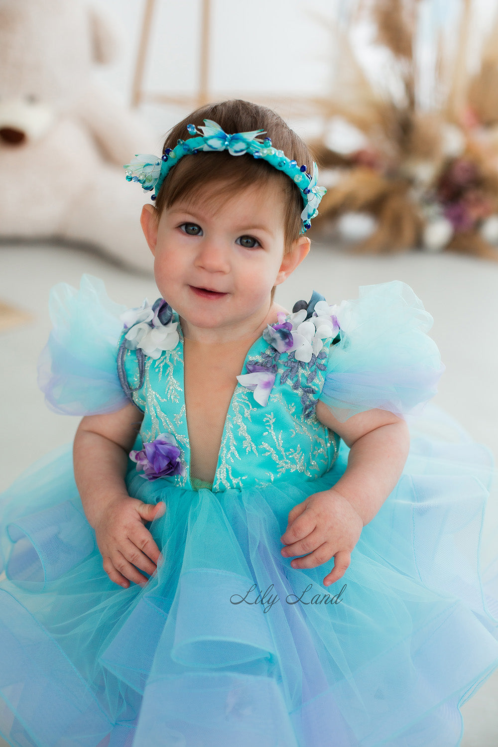 Vestido Hawaii Gris para Niña con Encaje de Flores