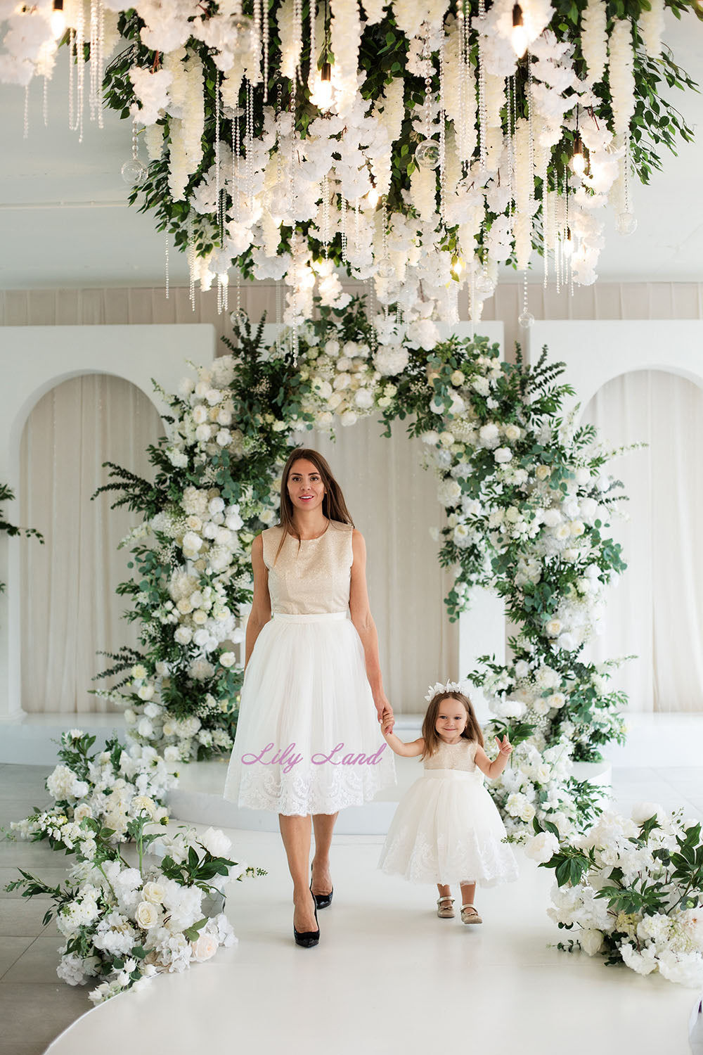 Amelie Matching Mommy and Daughter Sleeveless Lace Dress In Ivory