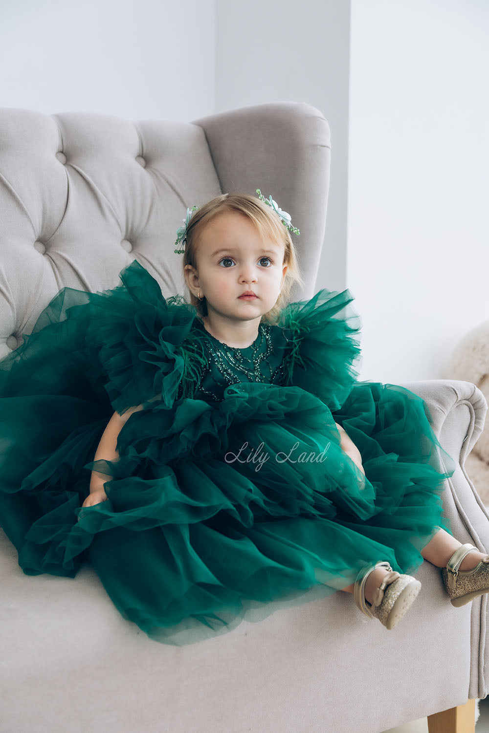 Kelly Girl Dress In Emerald Green With Train