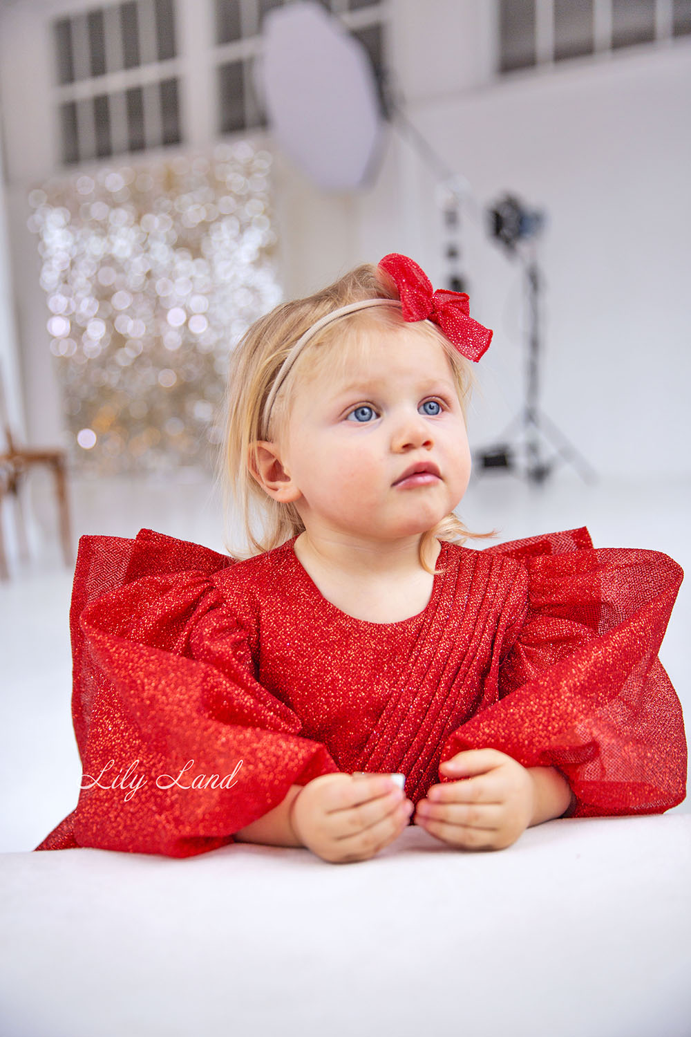 Vestido Niña Goldie En Color Rojo Con Lazo Enorme En La Espalda